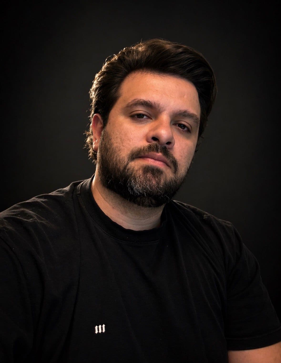 Retrato de Felipe Falcone, CEO e fundador da Agência Falcone
